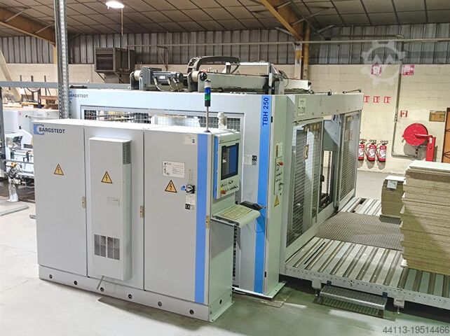 ДВУХСТОРОННЯЯ ФОРМАТНО-КРОМКООБЛИЦОВОЧНА HOMAG + BARGSTEDT KFL 525 + KFL 526 + TBH + TSP