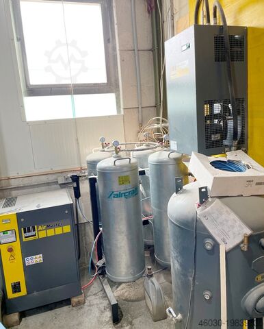 Компрессор и холодильный осушитель сжатого воздуха Schneider AM K 5-10