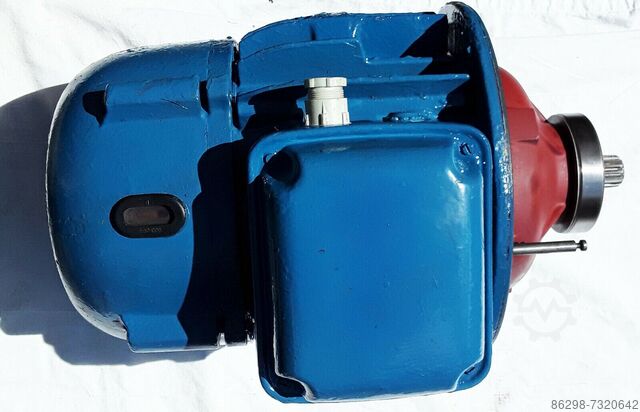 двигатель со ступицей 28/17K4P Demag 