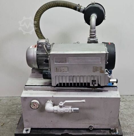 Вакуумный насос с вращающимся лопастным ротором 20 мбар Busch RC 0100E 5Z1