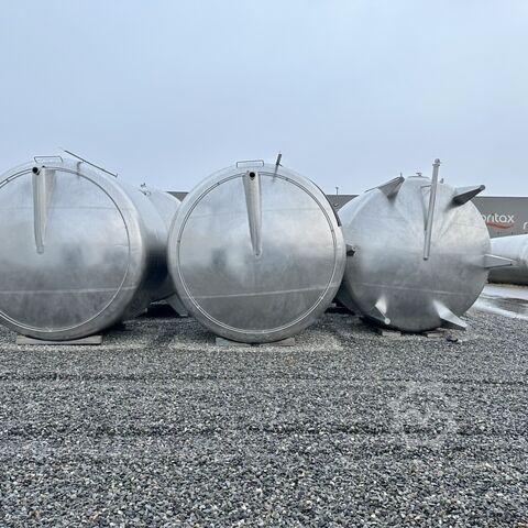 Резервуар для хранения объемом 24 000 литров из V2A (предназначен для помещений с низким потолком) Rieger 9636