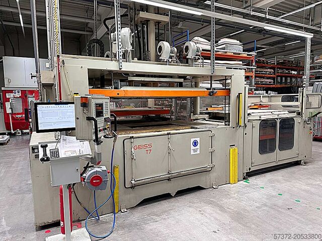 Вакуумная термоформовочная машина Geiss DU 1600x1000x620 T7