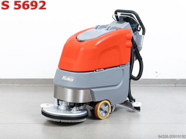 Hako Scrubmaster B30 CL НОВЫЕ АККУМУЛЯТОРЫ Hako Scrubmaster B30 CL TB430 - 2021y - 402h