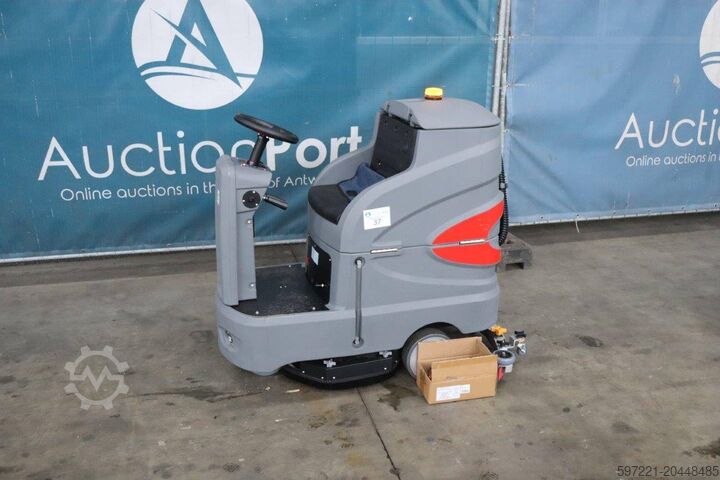 Поломоечная машина с сиденьем для оператора [div] C70S Aufsitz-Nassschreinigungsmaschine Neugerät