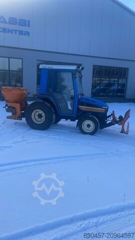 Подметально-уборочная машина ISEKI 3030a 27hp.