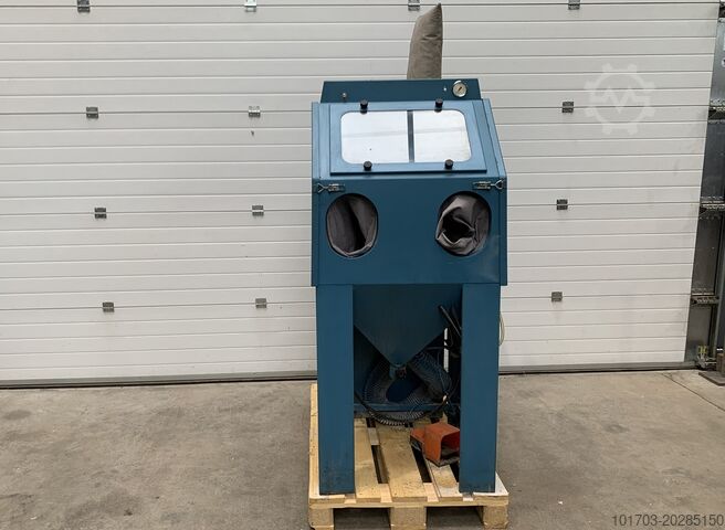 Пескоструйный аппарат  