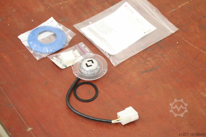 Кнопка открывания двери eao 56-210102-00 410