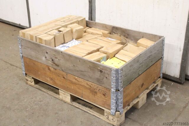 Винты с шестигранной головкой M16 607 кг Diverse 8.8 div Größen schwarz/verzinkt