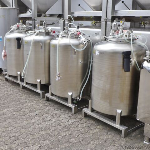 Напорный бак объемом 500 литров из V4A  8640