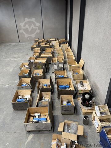 Партия клапанов с пневматическим приводом VALMET NELES VANNES ACTIONNEURS PNEUMATIQUES