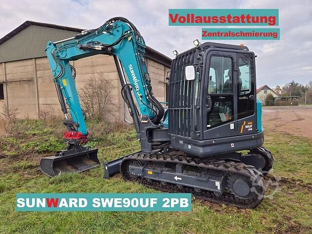 Экскаватор-погрузчик Sunward SWE90UF 2PB