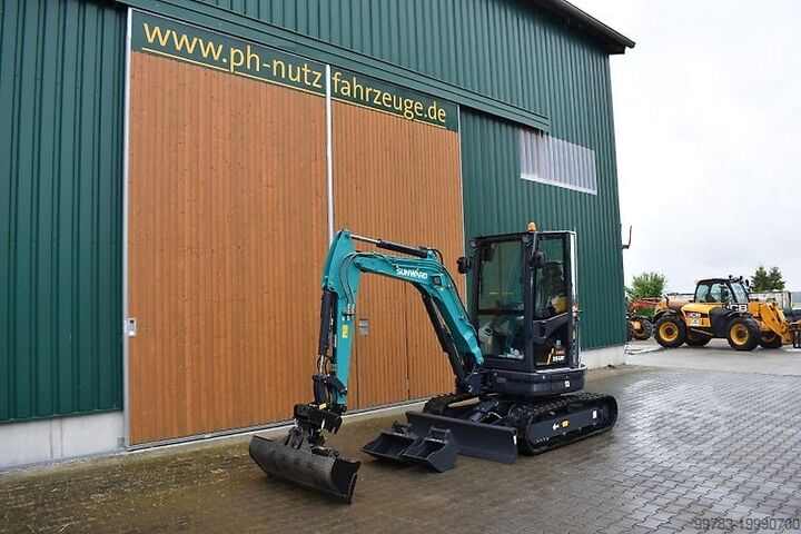 Экскаватор-погрузчик Sunward SWE25UF, Aktion