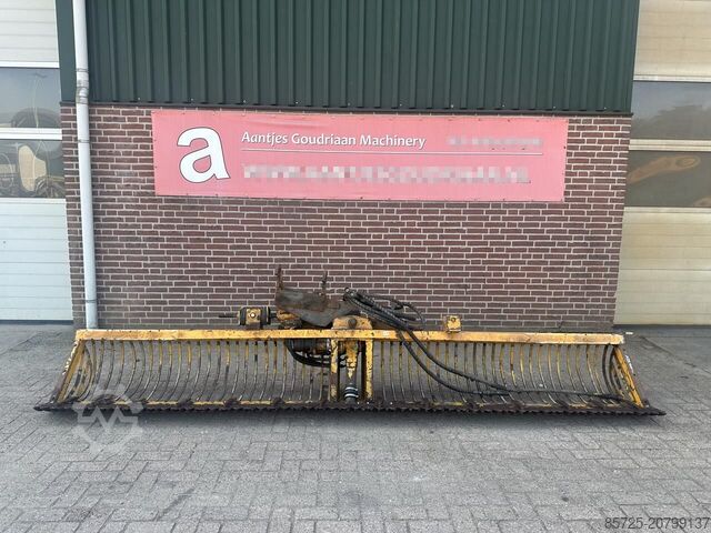 Мобильный экскаватор  Maaikorf - Gebruikt