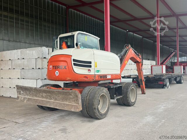 Мобильный экскаватор Terex TW 85