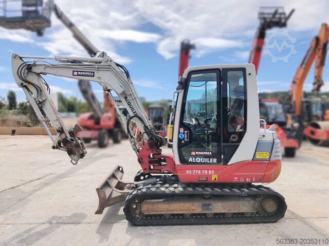Мини-экскаватор Takeuchi TB250