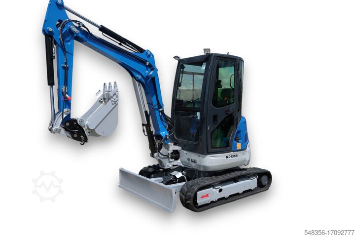 Компактный экскаватор H&R H&R B33