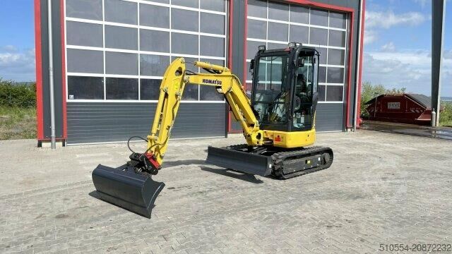 мини-экскаватор Komatsu PC 26 MR-5 Minibagger (693 hrs)