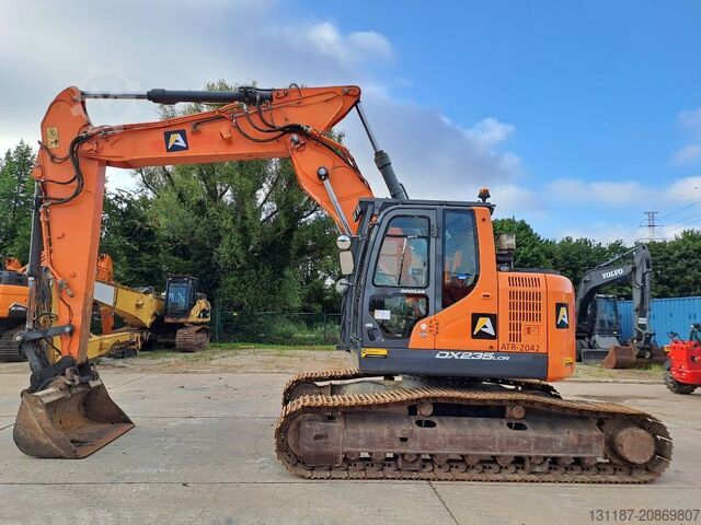 гусеничный экскаватор Doosan DX235LCR-5