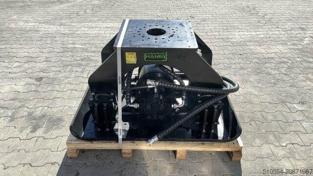 гусеничный экскаватор Bomag Haener HPC 1500A Rüttelplatte / Bodenverdichter