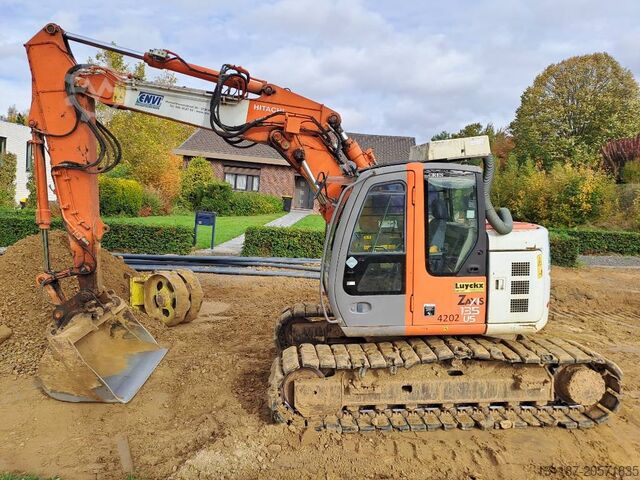 Гусеничный экскаватор Hitachi ZX135US