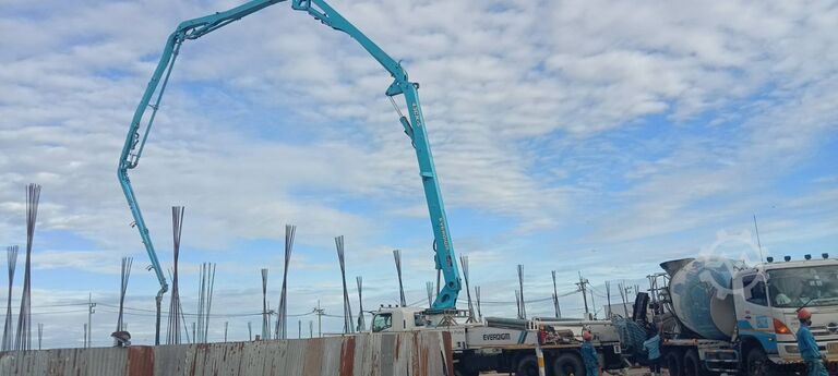 Бетонный насос 43 м EVERDIGM ECP43CX-5