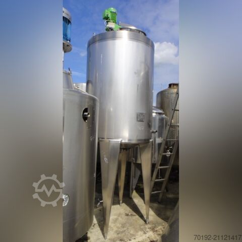 1200-литровый изолированный смесительный резервуар из V2A с крестовидной мешалкой.  K0202