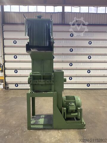 Гранулятор Cumberland 50 л.с., загрузочное отверстие 15