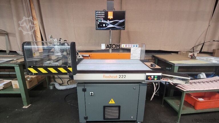Автоматическая система режущего стола Atom FlashCut Easy 222 f. Textil und Leder