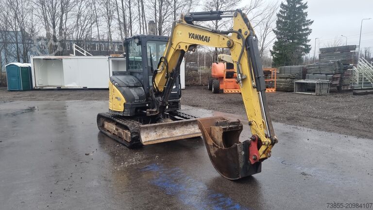 Мини-экскаватор < 7 т Yanmar VIO 50-6A with 3 excavator buckets
