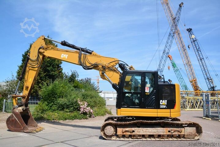 Гусеничный экскаватор Caterpillar 325 FL CR