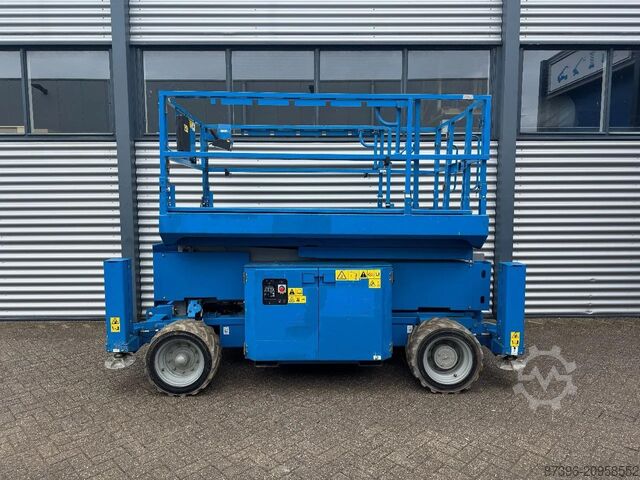 Шарнирно-телескопическая рабочая платформа Genie GS2669DC Hoogwerker Schaarhoogwerker