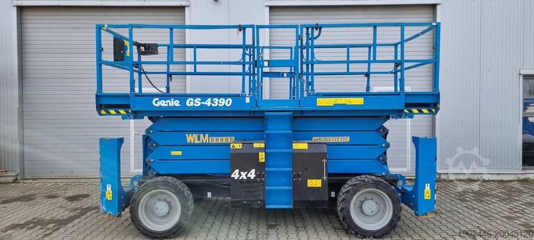 ножничный подъёмник Genie GS-4390 RT