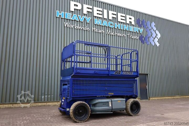 Ножничный подъемник JLG 3369LE Electric, 12m Working Height, 450kg Capacit