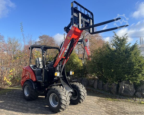 погрузчик для двора MANITOU MLA 3-25 H