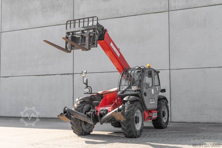 телескопический погрузчик Manitou MT 1135