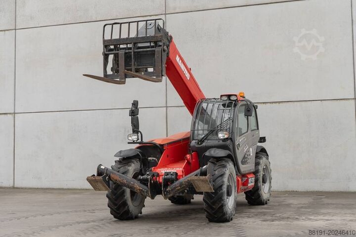 Телескопический погрузчик Manitou MT 1135