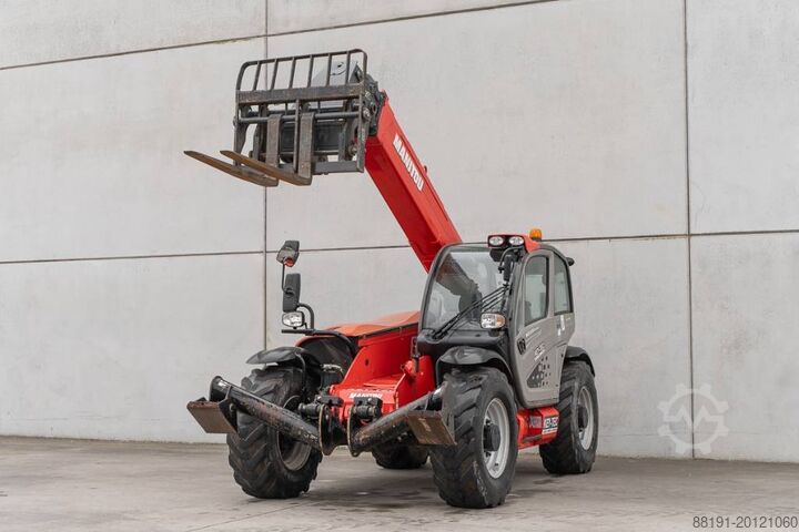 Телескопический погрузчик Manitou MT 1135