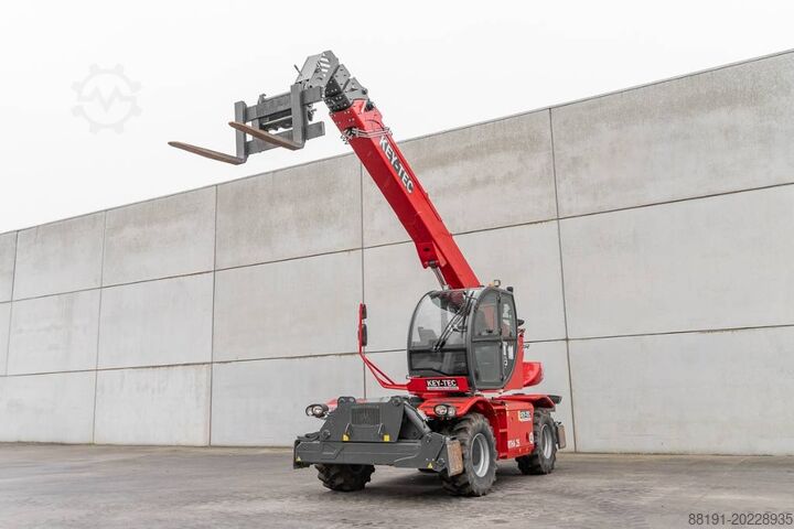 Телескопический погрузчик Magni RTH 6.25