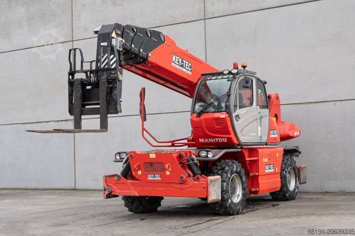 Телескопический погрузчик Manitou MRT 3050+