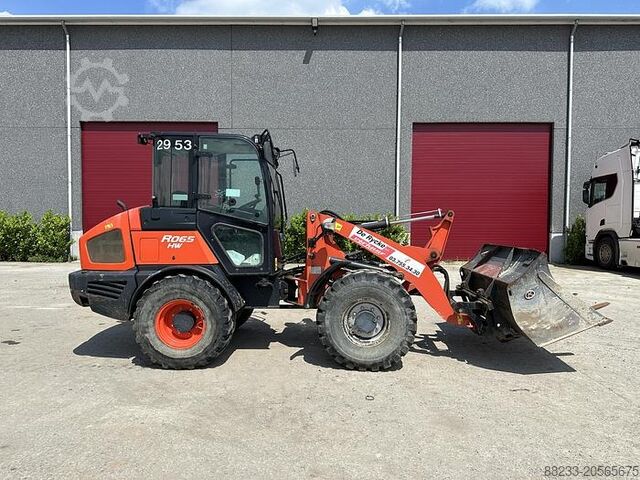 Погрузчик Kubota R065W