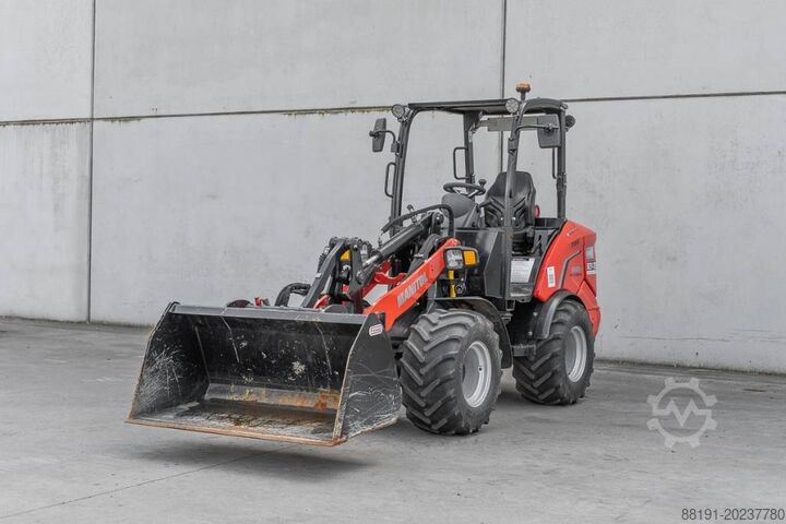 Мини-зарядное устройство Manitou MLA 3-25 HC