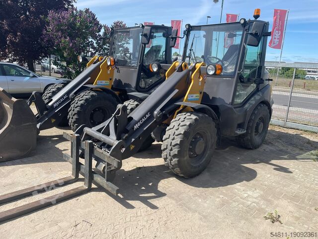 Колесный погрузчик MECALAC AX700