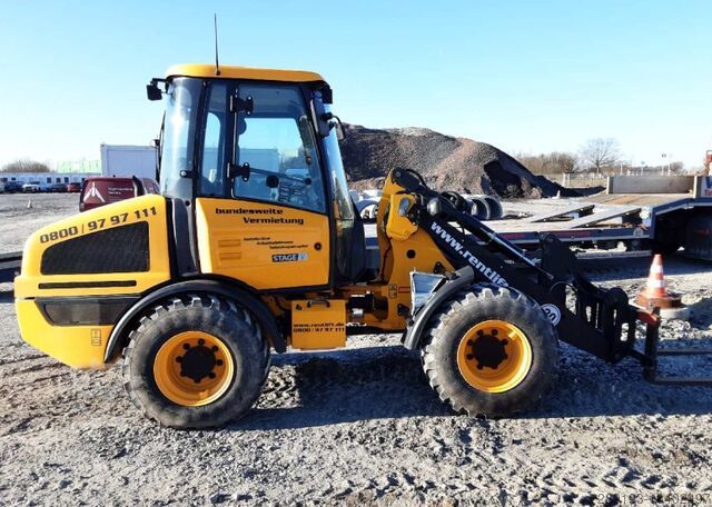 Колесный погрузчик JCB 407 Diesel 5t