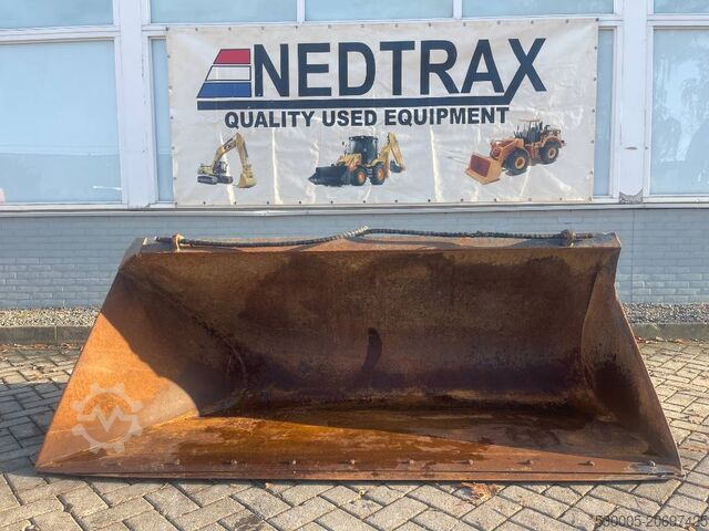 Лопата  Riman HYDRAULIC FRONT BUCKET FOR JCB 3CX