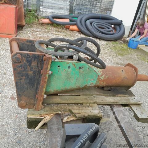 Отбойный молоток и двухчелюстной грейфер Zweischalengreifer  + Ölhammer Korte  und Montabert