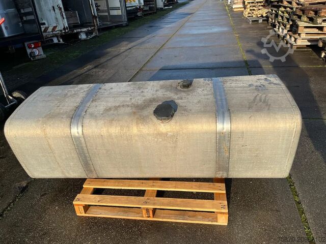 Топливный бак DAF Brandstoftank Diesel 640L L190 B67 H58