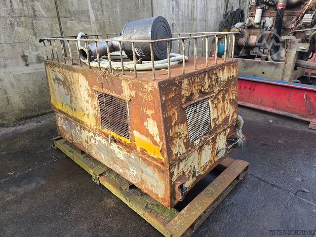 холодильный компрессор DEUTZ F2L912