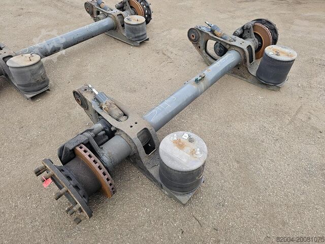 Ось SAF TRAILER AXLE SINGLE TIRES DISC BRAKES.