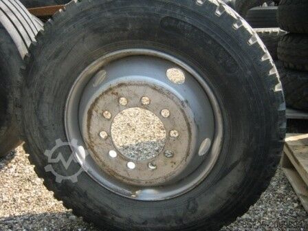 Колесо с шиной  