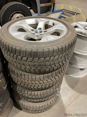 Колеса с комплектом шин BMW *BMW velgen met Brigdestone banden *225/50 R17